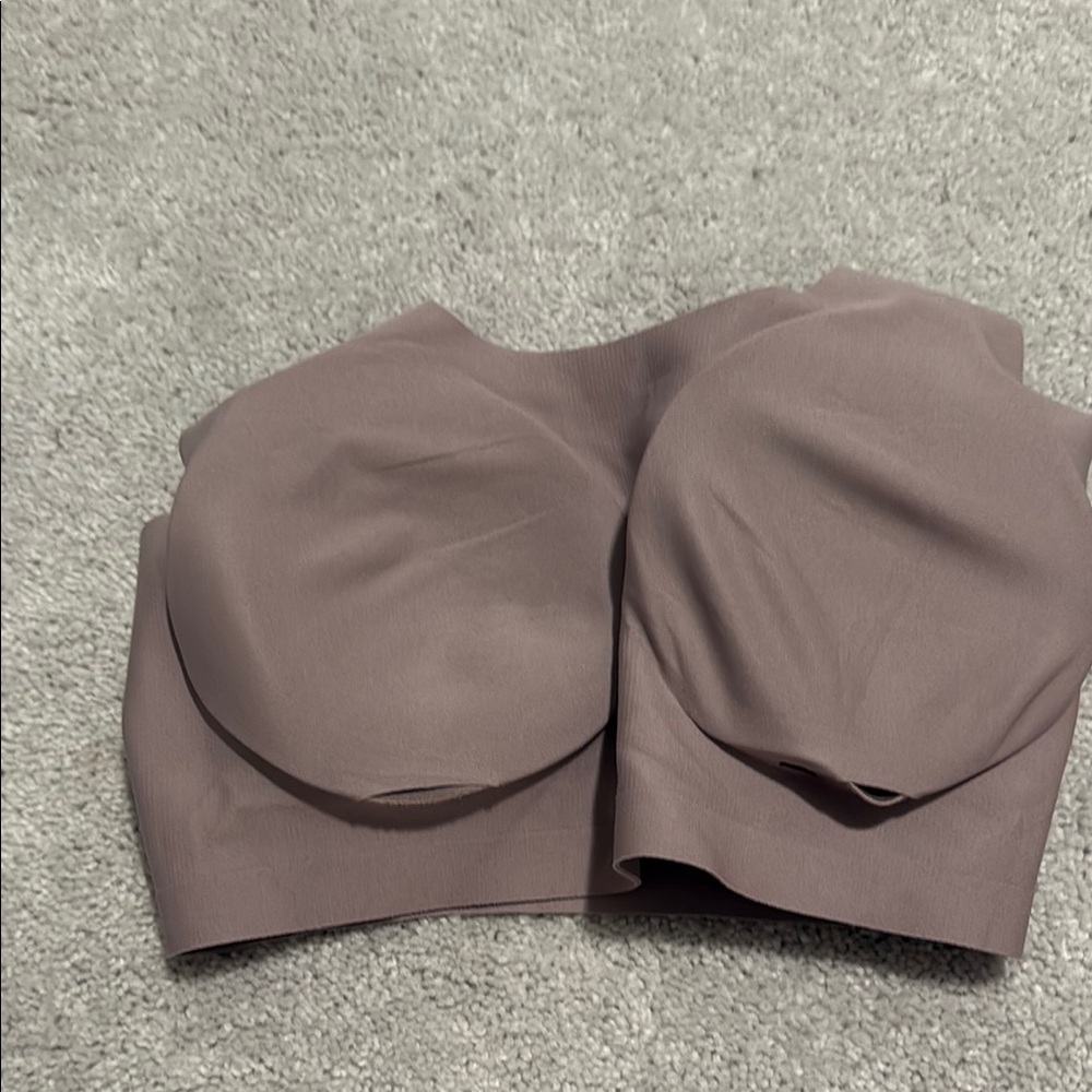 Victoria’s Secret High Line Scoop Neck Mauve Sports Bra - Size large - Picture 3 of 4